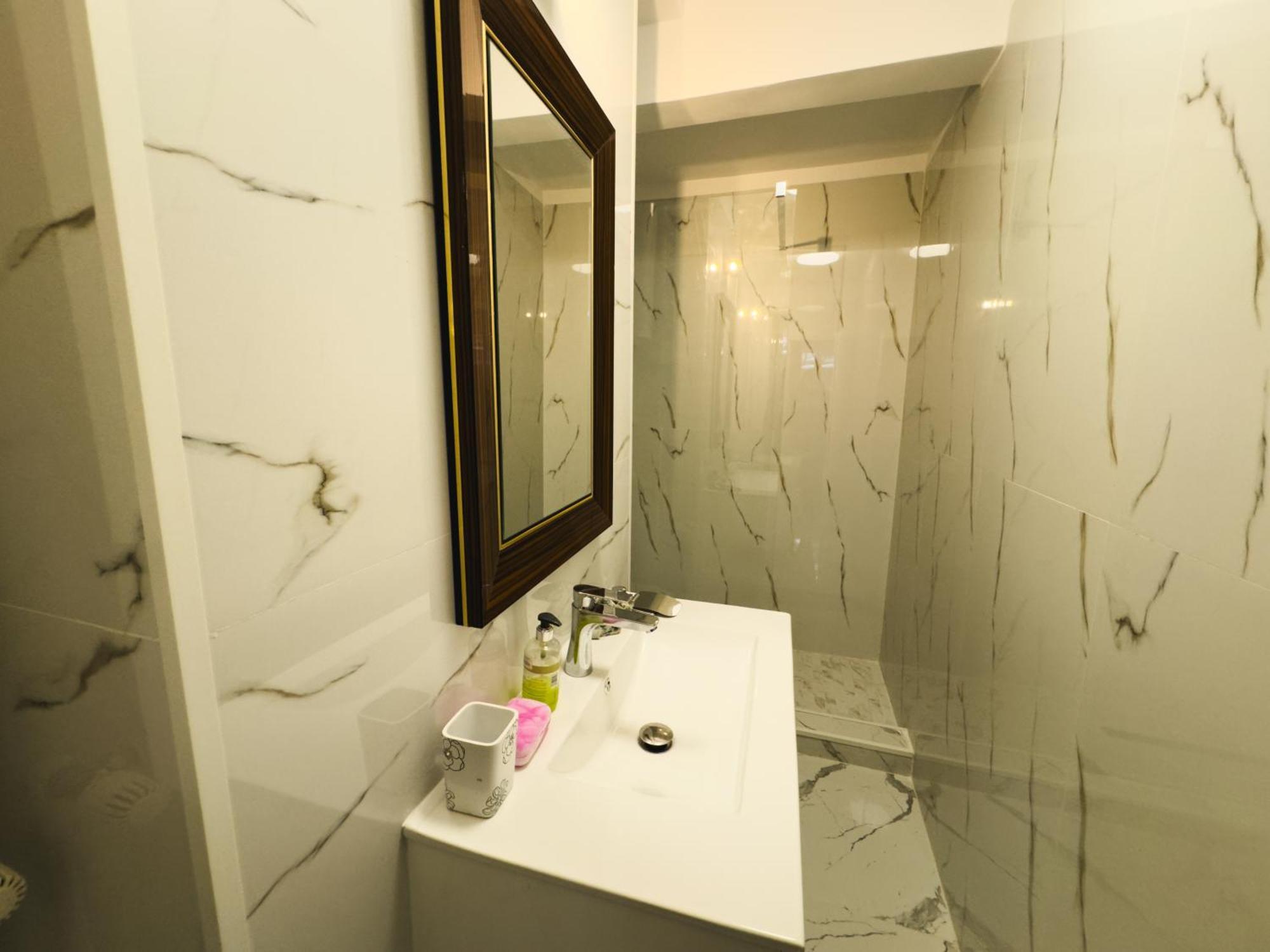 Loving Downtown Studio By Chr Luxury Property Bükreş Dış mekan fotoğraf